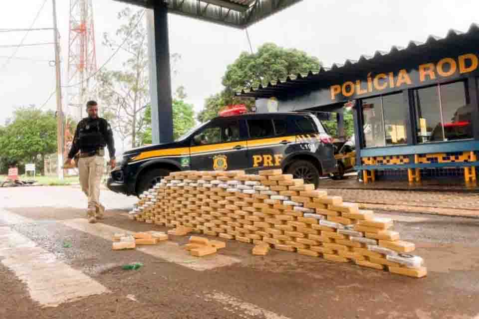 Casal de Pimenta Bueno é preso no Mato Grosso transportando 350 kg de cocaína