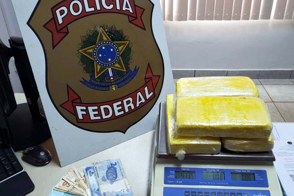 PF prende homem levando mais de 4kg de cocaína para o Ceará 