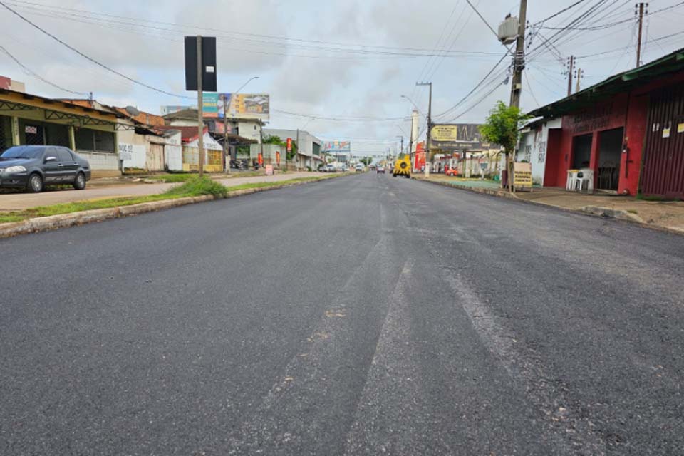 Obras de recapeamento avançam pela zona leste de Porto Velho