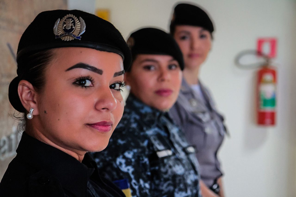 Mulheres aumentam sua participação na PM e diminuem na Polícia Civil