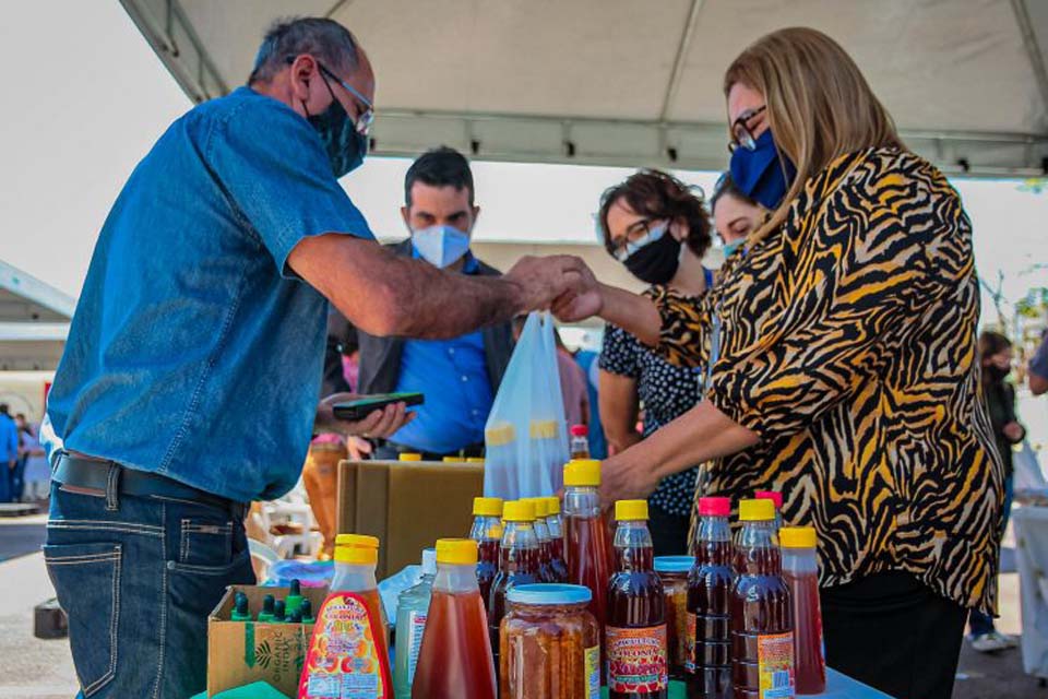 Feiras organizadas pelo governo de Rondônia fortalecem agricultura familiar e estimulam valorização de produtos locais 