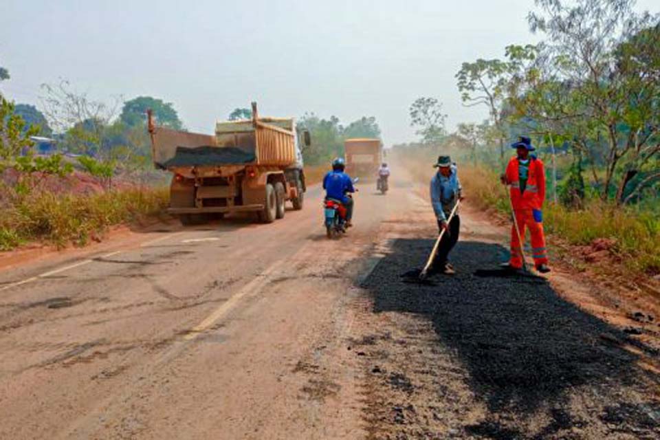 Frentes de serviço do DER avançam na manutenção do asfalto nas rodovias 370 e 391