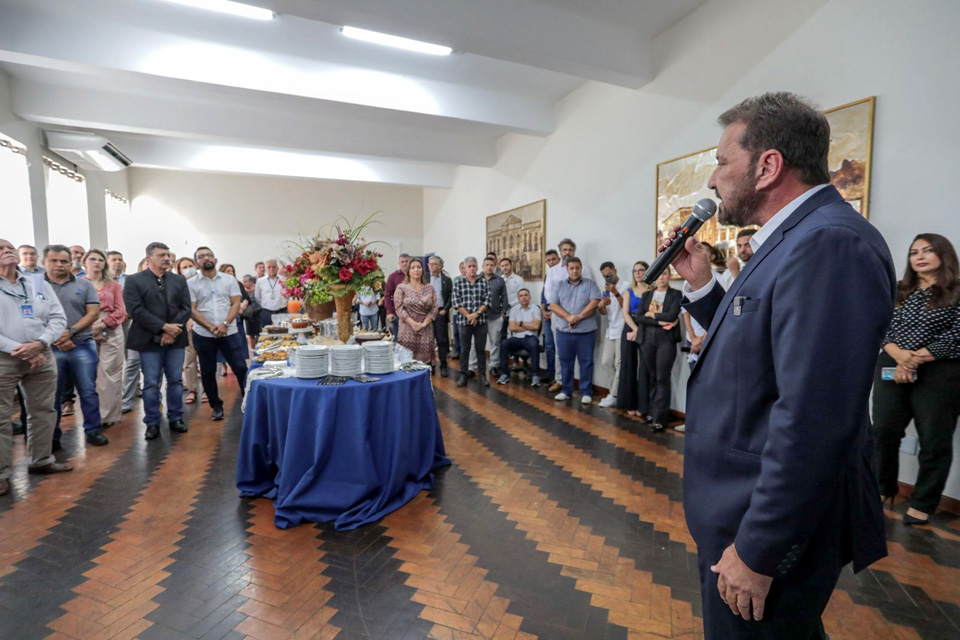 Prefeito de Porto Velho Hildon Chaves reconhecer o trabalho e esforço de secretários​, adjuntos ​e superintendentes