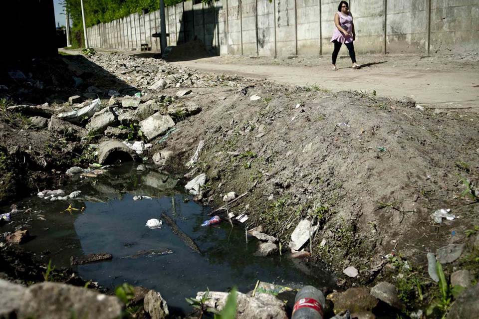  Cerca de 1,9 mil municípios não têm rede coletora de esgoto, diz MDR