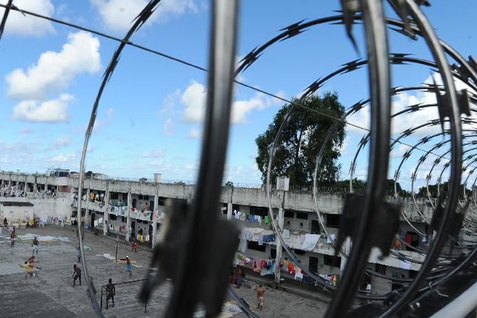 Depen suspende visitas de familiares e advogados nas penitenciárias