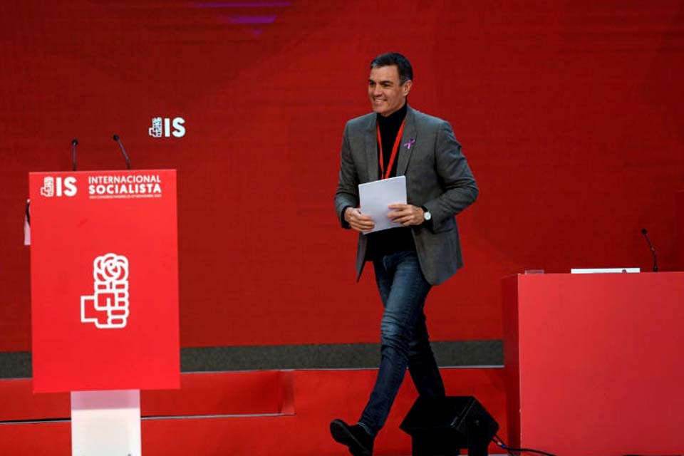 Pedro Sánchez é novo presidente da Internacional Socialista