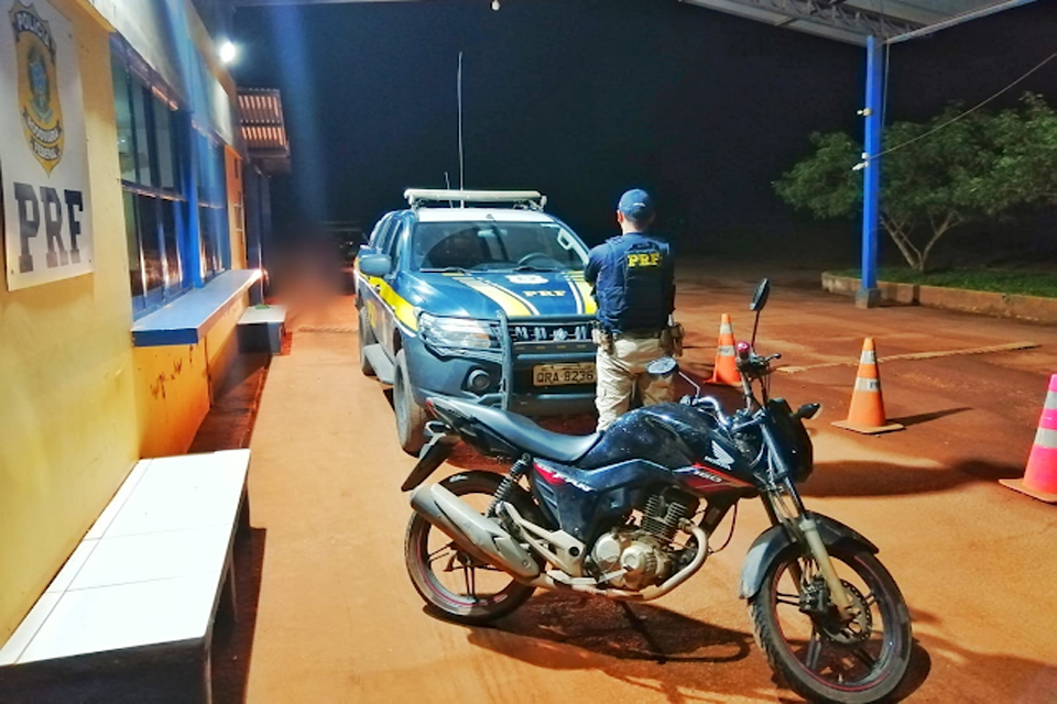 PRF de Nova Mamoré recupera moto roubada em Porto Velho