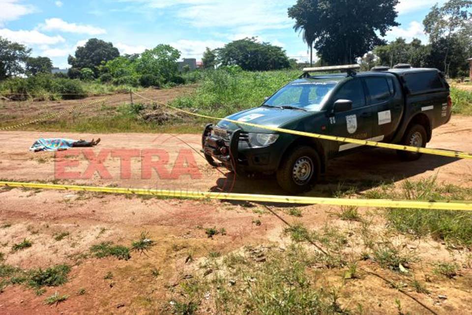 Homem é morto a facadas horas após matar colega em Pimenteiras