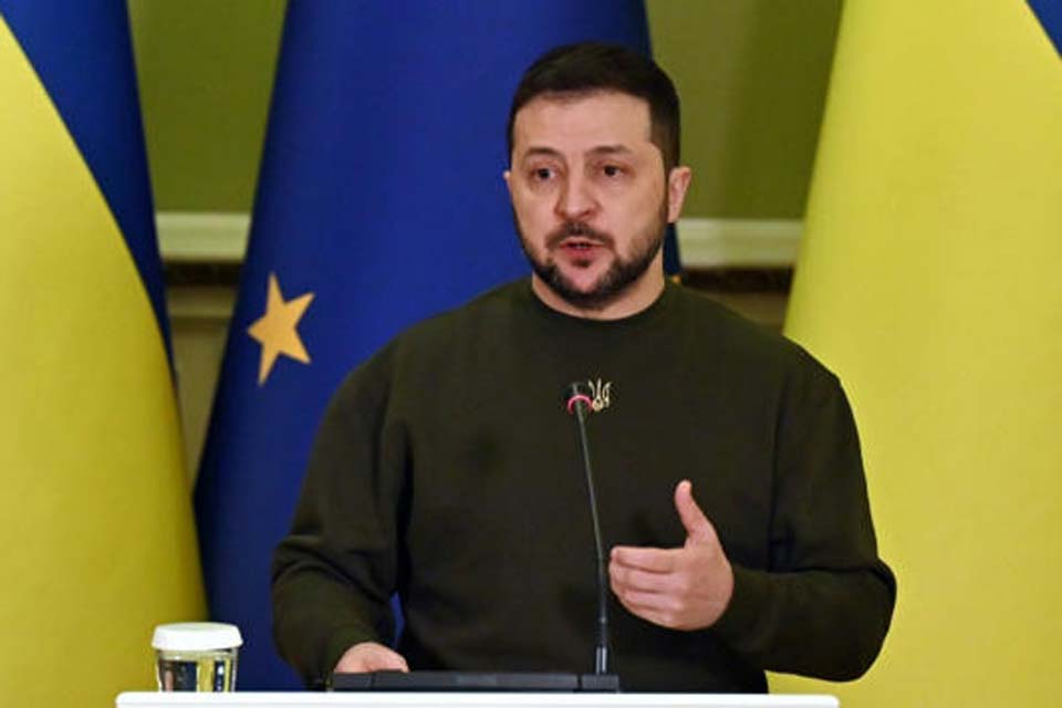 Zelensky diz que Rússia 'concentra suas forças' para 'se vingar' da Ucrânia e da Europa