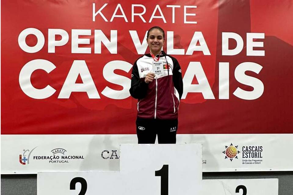 Com apenas 17 anos, vilhenense Alice Moura Conquista Título no Karatê Open Vila de Cascais, em Portugal   