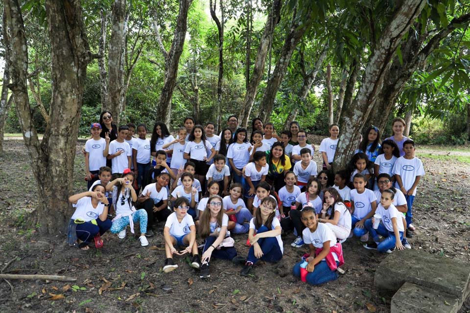 Semeia realiza visita guiada ao PEM com estudantes da Escola Parque dos Pioneiros