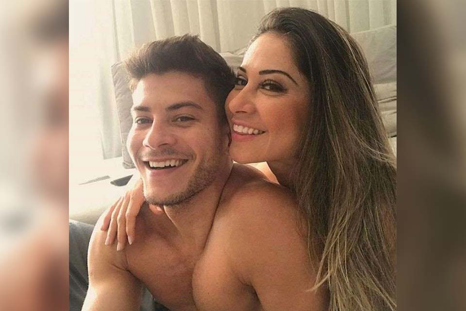 Ex-BBBs: Marcela McGowan fez tatuagens bêbada com Boca Rosa e