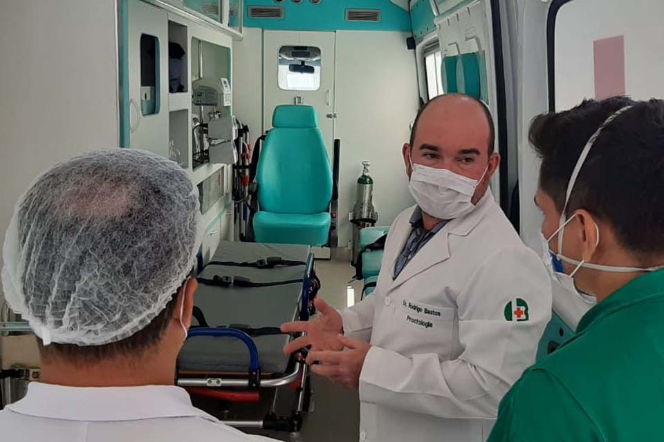 Equipes de remoção inter-hospitalar transportam 20 a 30 pacientes por dia em Porto Velho