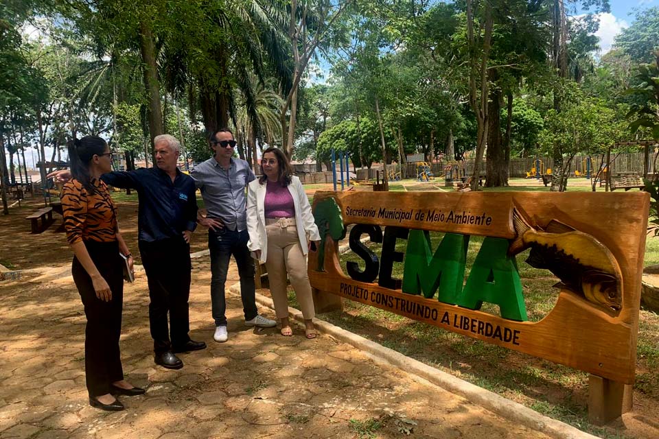 Representantes da ABRACRIM visitam instalações do Projeto Construindo a Liberdade 