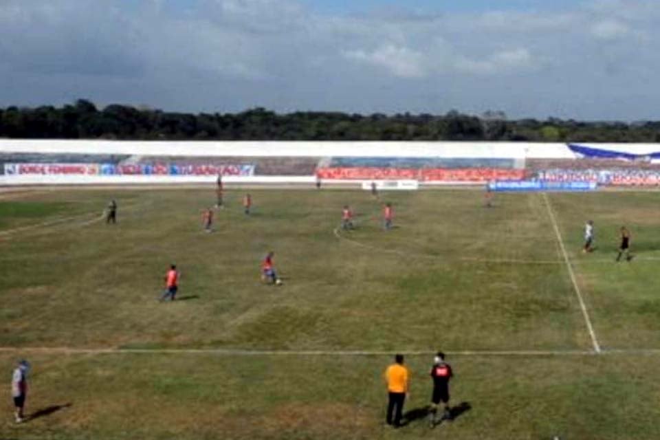 Vilhenense sai na frente contra o Bragantino, mas sofre a virada no segundo tempo