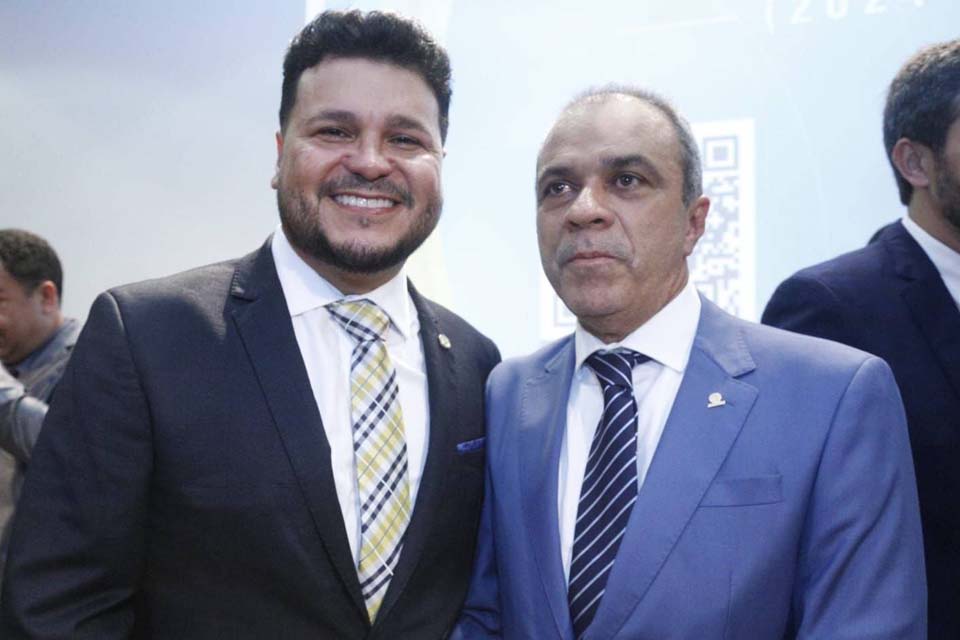 Assembleia Legislativa de Rondônia prestigia posse do conselheiro Edilson de Sousa Silva na presidência da Atricon