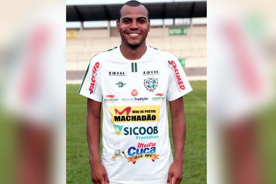 União Cacoalense apresenta o atacante Régis Ribeiro de Souza 