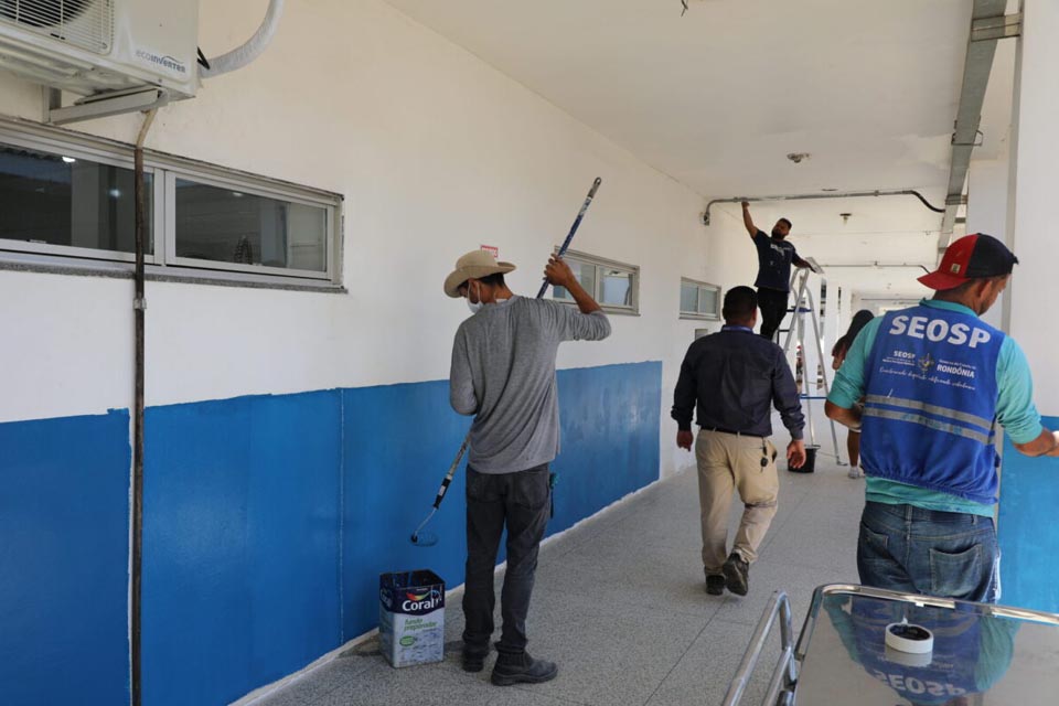 Hospital de Base Dr° Ary Pinheiro recebe pintura, reparos e novos equipamentos