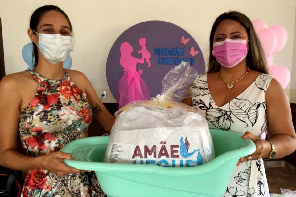 Programa Mamãe Cheguei entregou mais 80 kits a gestantes em 2024