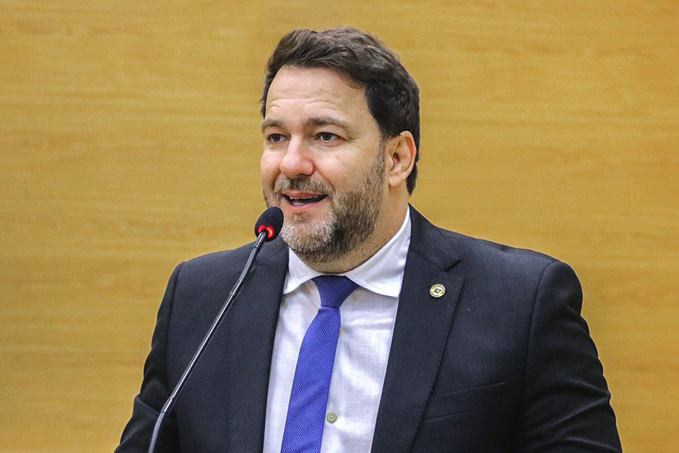 Nota de esclarecimento do Deputado Alex Redano: A internet não é terra sem lei