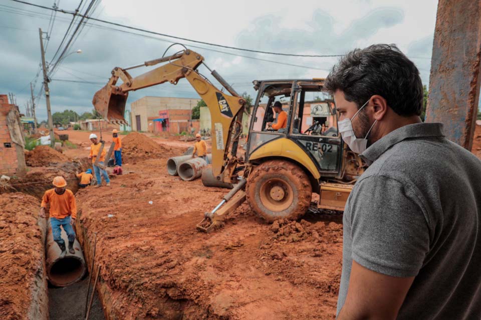 Obras na avenida Rio de Janeiro são retomadas na Capital