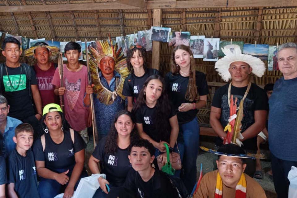 Rolim de Moura: Alunos do 9º ano da escola Polo Francisca Duran Costa participaram da Rondônia Rural Show