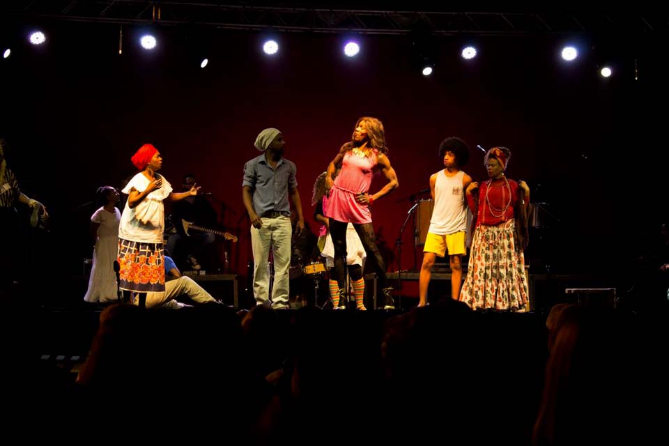 Maior território quilombola do país recebe Mostra de Teatro Afro Cena