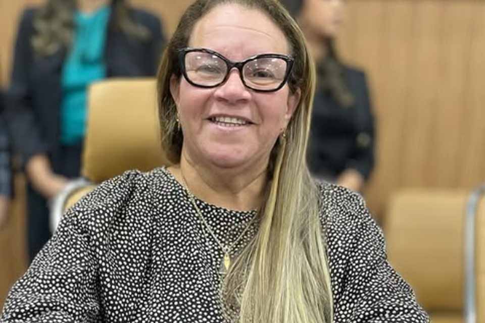 Servidores da SEMASF registram boletins de ocorrência contra a vereadora Ellis Regina