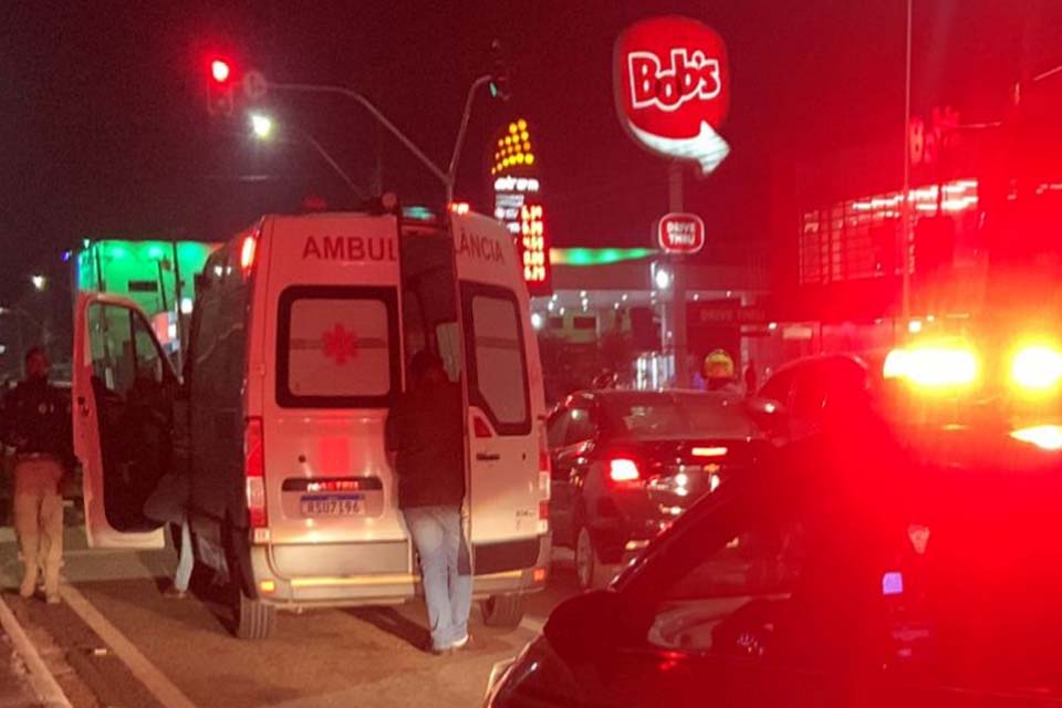 Ambulância de Cujubim com paciente se envolve em acidente em Porto Velho