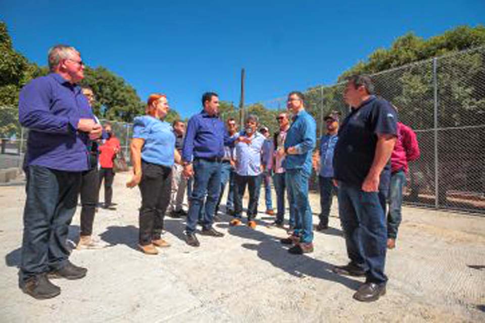 Governador Marcos Rocha acompanha a reforma da Praça da Cohab que faz parte do projeto “Governo na Cidade”