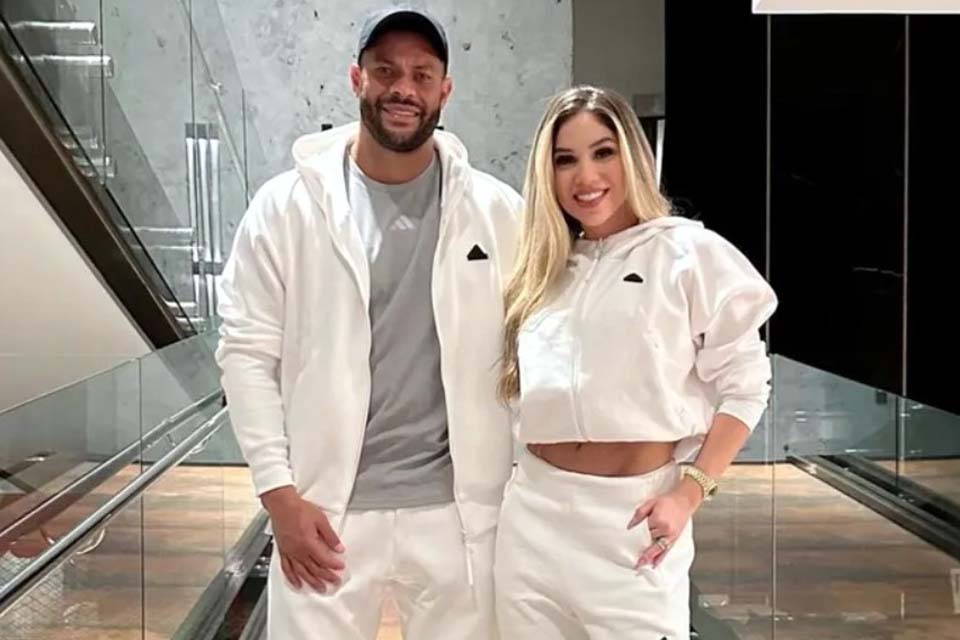 Hulk anuncia gravidez de 2º filho com sobrinha de ex-mulher