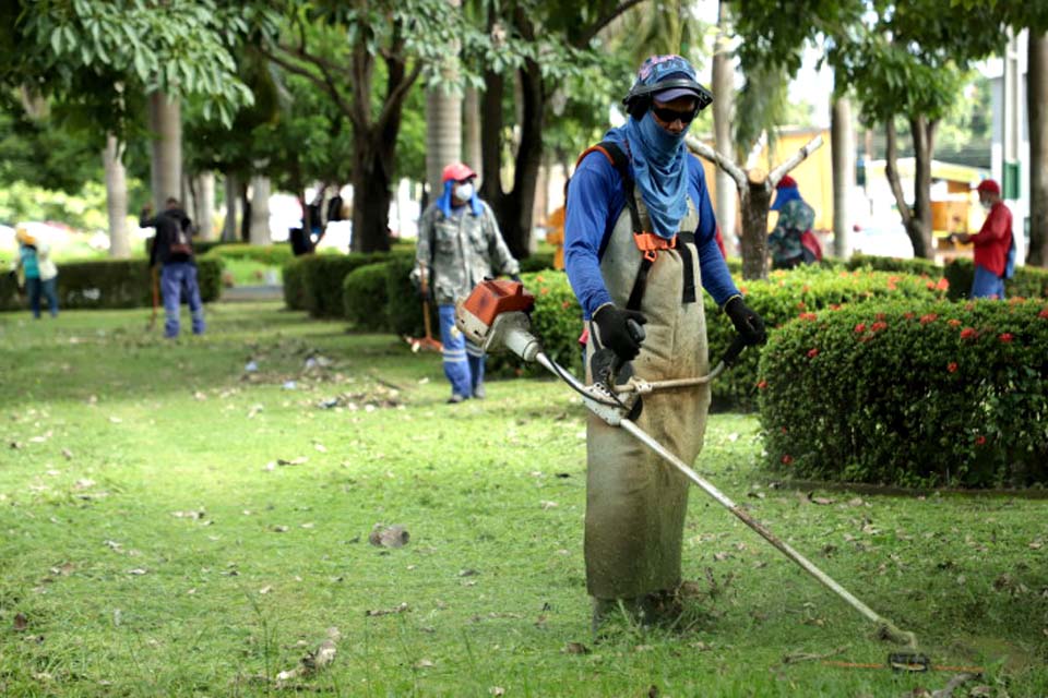 Secretaria Municipal de Serviços Básicos inicia semana com mutirões de limpeza