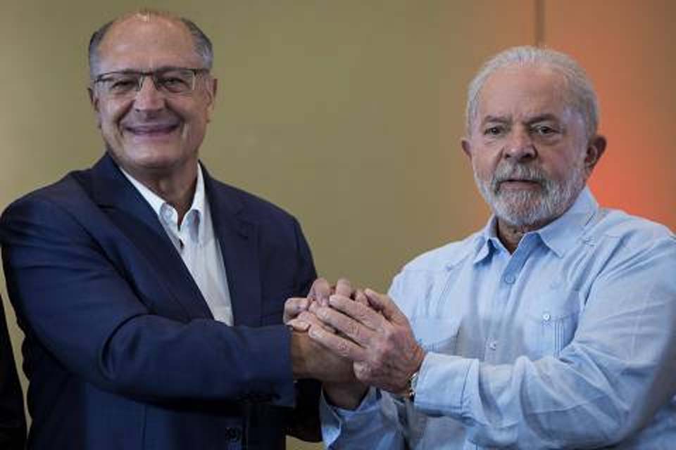 PSB indica Alckmin como vice para compor chapa com Lula nas eleições