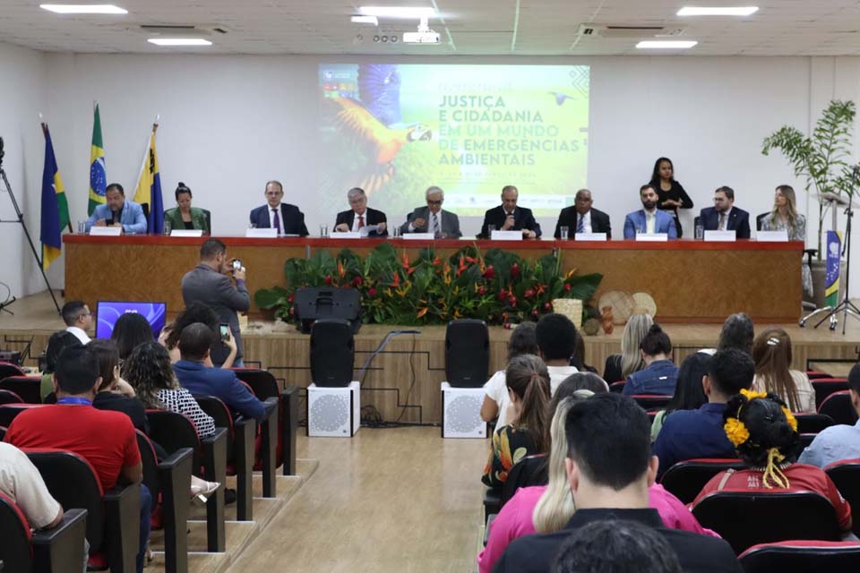 TRT-14 participa do II Seminário da Ecoliga e assina Termo de Compromisso Lixo Zero