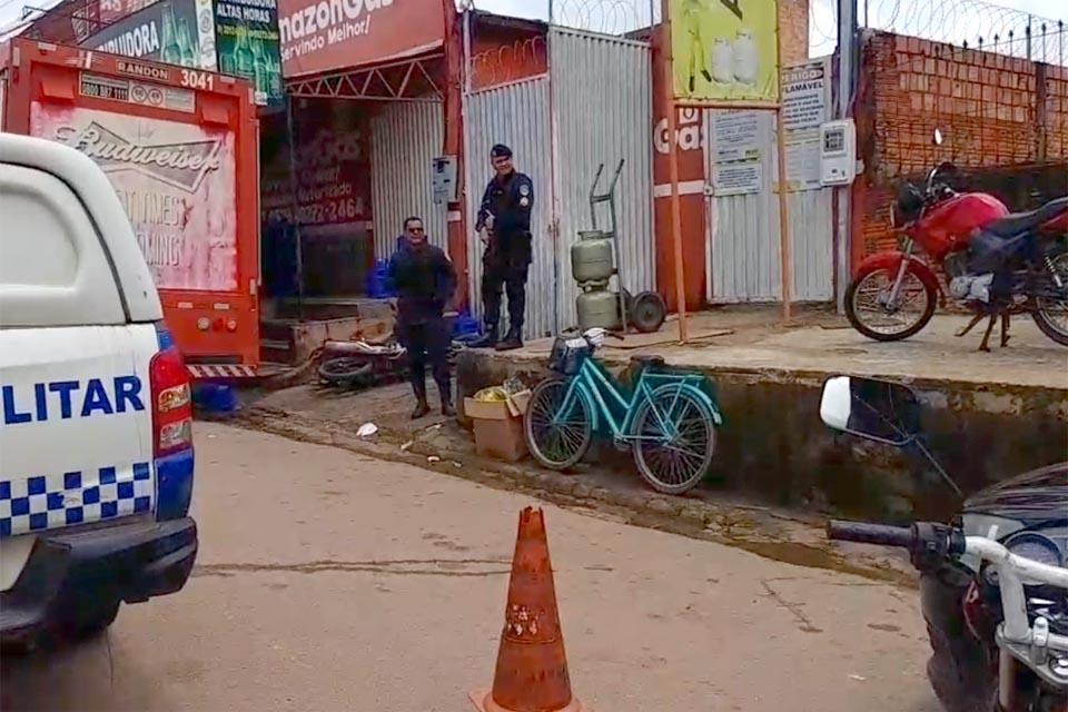 Entregador é morto a tiros em frente a distribuidora em Porto Velho