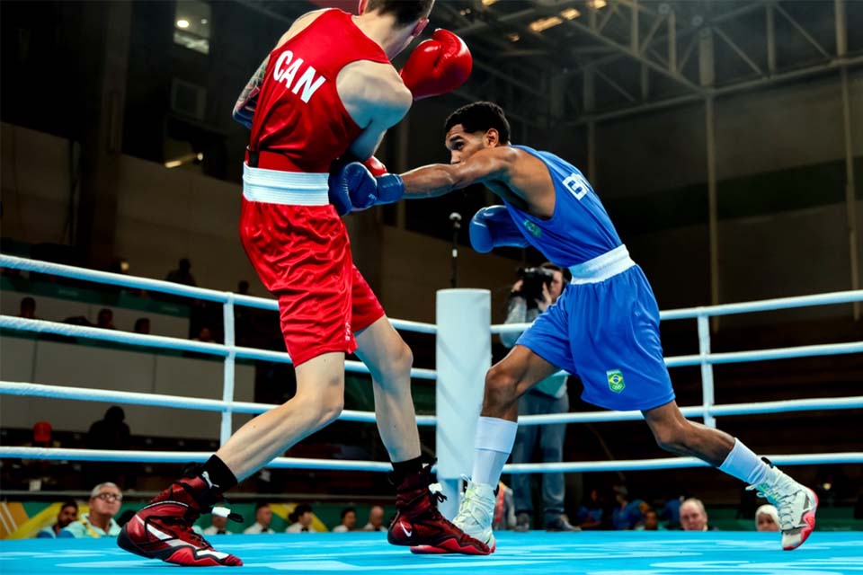 Boxeador Luiz Oliveira 'Bolinha' vence na estreia no Pan de Santiago