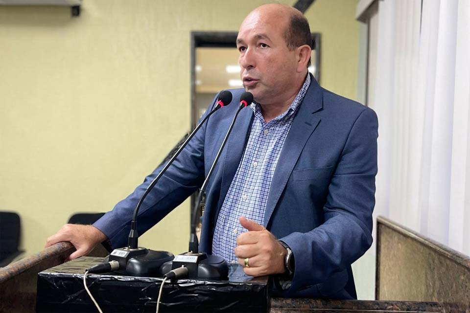 Aprovação do Programa de Conciliação e Mediação Administrativa deve beneficiar moradores do Porto Cristo, diz Edwilson Negreiros