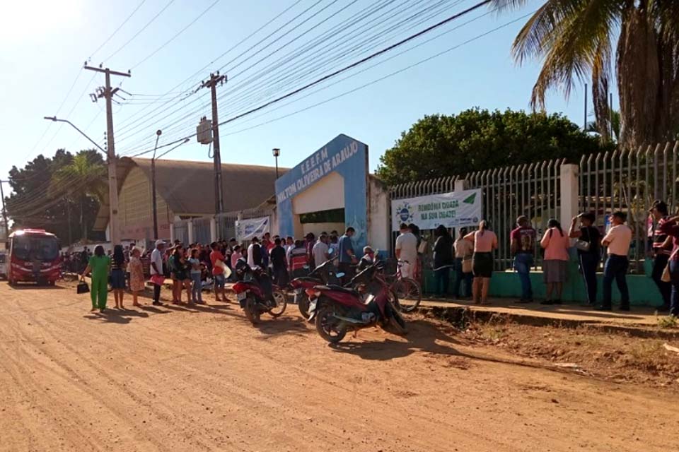 Rondônia Cidadã leva serviços essenciais à população de Jaru