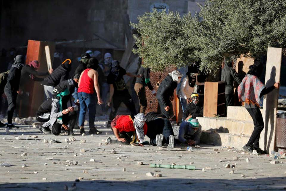 Mais de 150 feridos em distúrbios na Esplanada das Mesquitas em Jerusalém