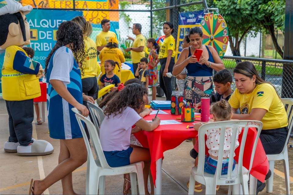 Projeto da Prefeitura leva serviços essenciais à população da zona Leste de Porto Velho