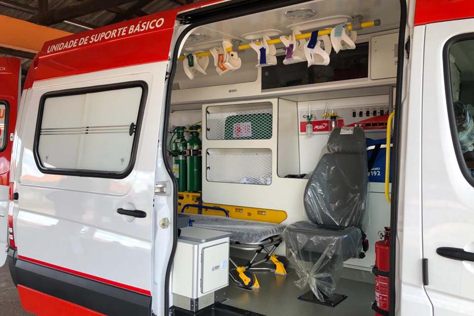 Prefeitura de Porto Velho entrega ao Samu duas ambulâncias para reforçar o atendimento à população