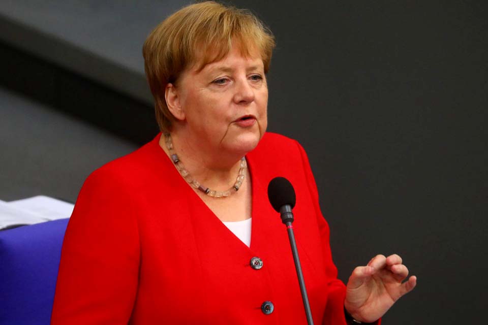  Merkel quer ter “conversa clara” com Bolsonaro sobre desmatamento no G20