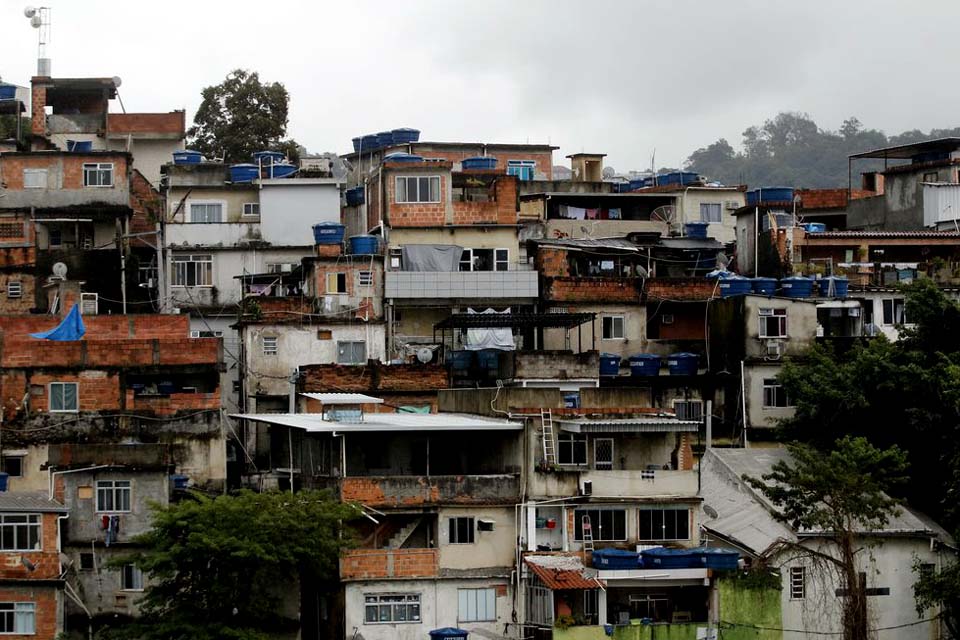 Quase 70% dos moradores de favelas não têm dinheiro para comida