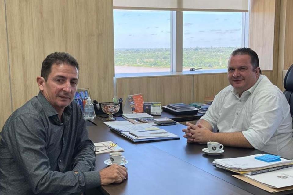 Deputado Luís do Hospital confirma apoio aos agricultores de Jaru