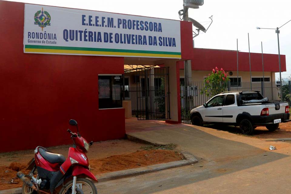 Escola do distrito Bom Futuro recebe melhorias na rede elétrica e nova pintura