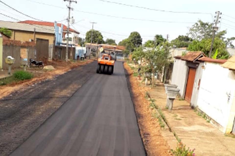 Porto Velho: Moradores do bairro Lagoinha respiram aliviados com a chegada de asfalto novo