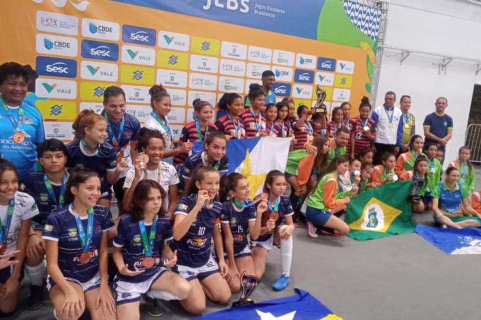 Estudantes-atletas de Rondônia são destaques na modalidade futsal durante os JEB 2002