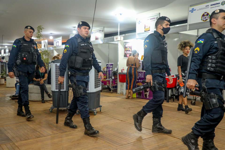 Segurança é reforçada desde o início da programação da 12ª Expovel em Porto Velho; Cerca de 100 policiais militares atuam em cada noite