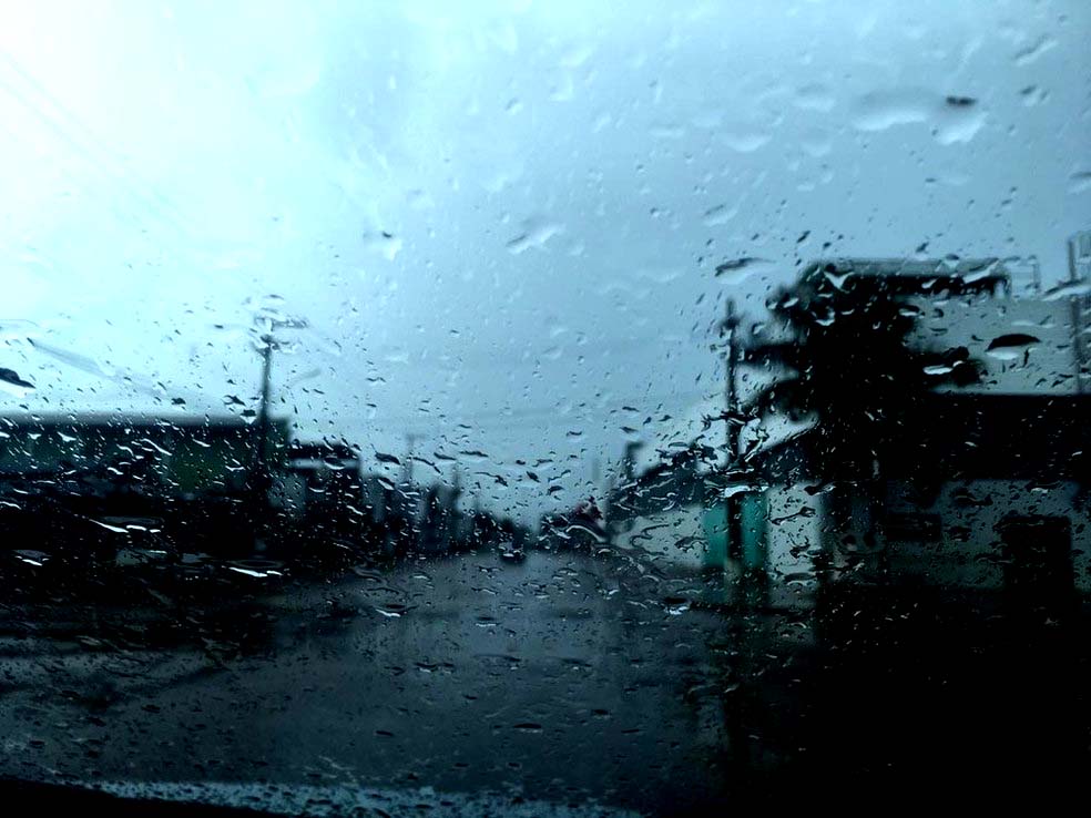 Inmet emite alerta de perigo para chuvas intensas e ventos de até 100 km/h em Rondõnia