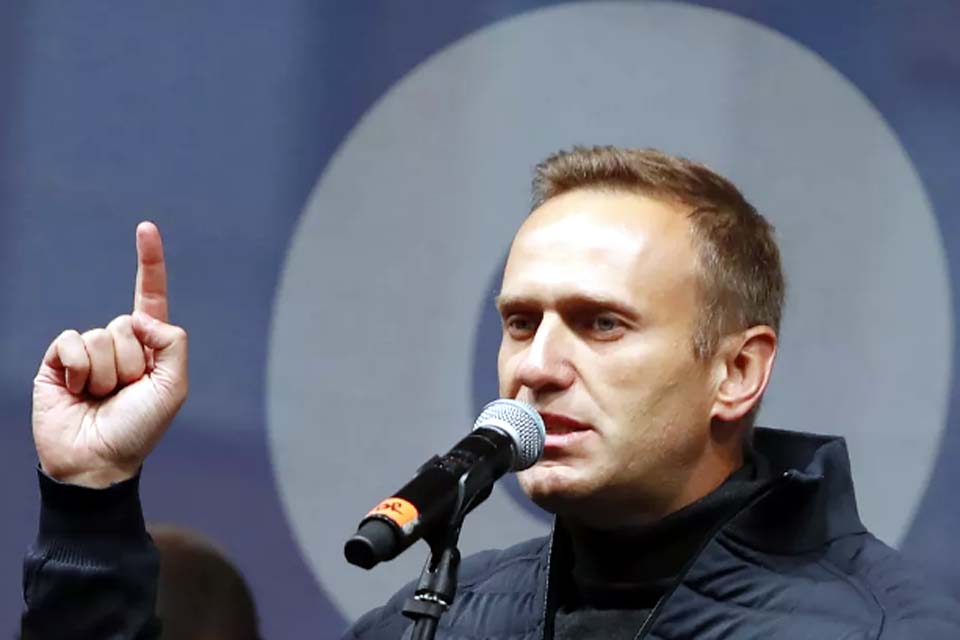 Polícia russa quer interrogar Navalny na Alemanha